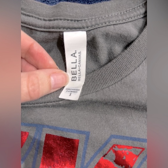 KISS Shirt Womens Small Gray Red Tour Concert Band Rock Ladies 2017 NEW - Picture 6 of 6